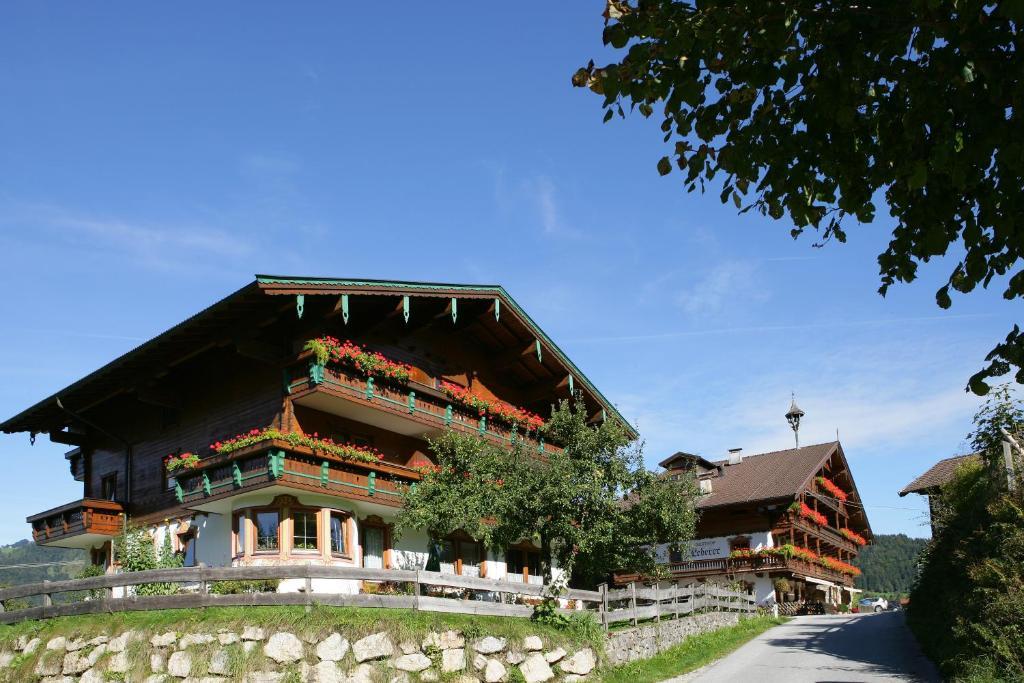 Landgasthof Ledererwirt Pensionat Ebbs Exteriör bild